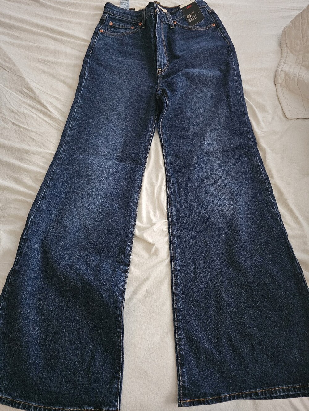 Bell Bottom Levi Straus Nwt